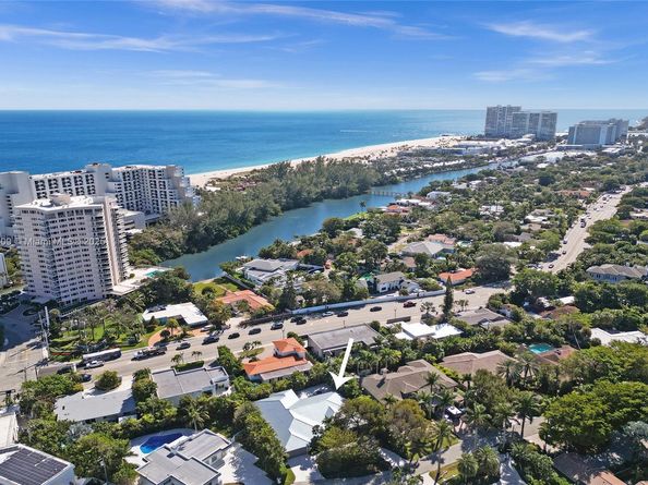 1206 E Lake Dr, Fort Lauderdale FL 33316