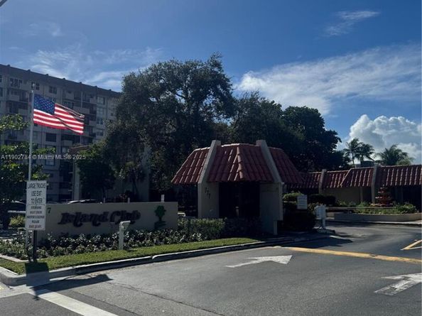 777 S Federal Hwy RP305, Pompano Beach FL 33062