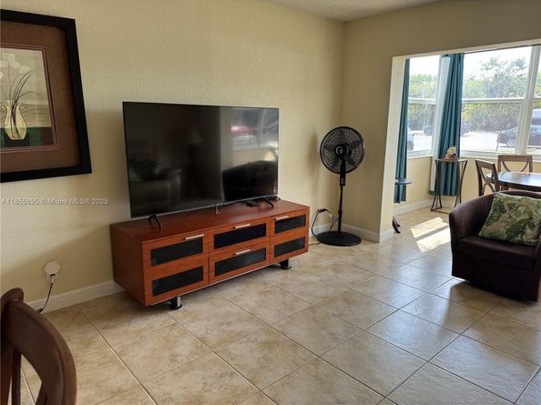 3180 Holiday Springs Blvd 5112, Margate FL 33063