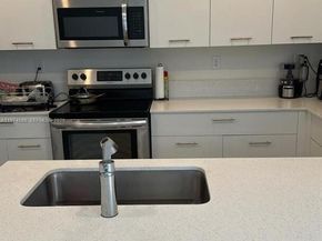 12221 NW 23rd Pl, Miami FL 33167