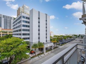 7285 SW 90th St D414, Miami FL 33156