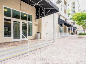 7285 SW 90th St D414, Miami FL 33156