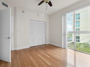7285 SW 90th St D414, Miami FL 33156