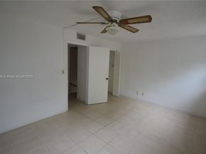 680 Tennis Club Dr 107, Fort Lauderdale FL 33311