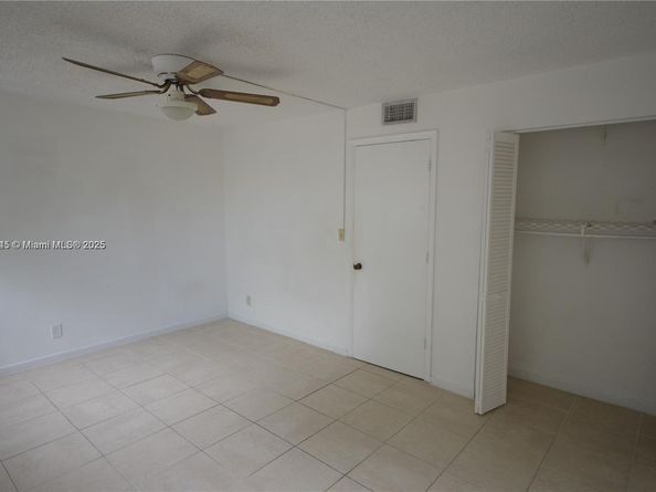 680 Tennis Club Dr 107, Fort Lauderdale FL 33311