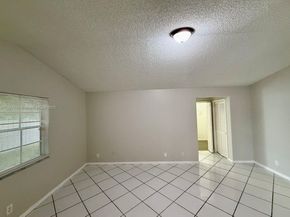 20133 NW 9th Ct, Pembroke Pines FL 33029