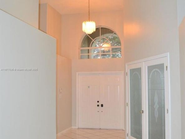 20133 NW 9th Ct, Pembroke Pines FL 33029