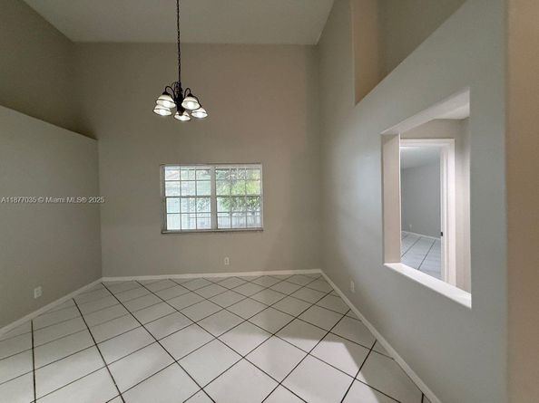 20133 NW 9th Ct, Pembroke Pines FL 33029