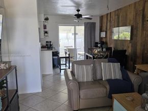 2241 Monroe St 8, Hollywood FL 33020