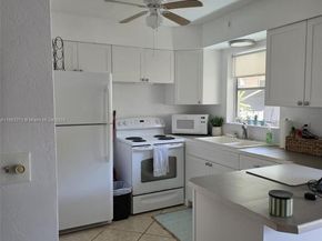 2241 Monroe St 8, Hollywood FL 33020