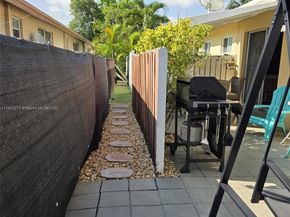 2241 Monroe St 8, Hollywood FL 33020