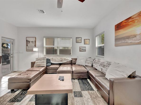 216 NE 36th Ter, Homestead FL 33033