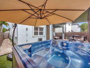 216 NE 36th Ter, Homestead FL 33033