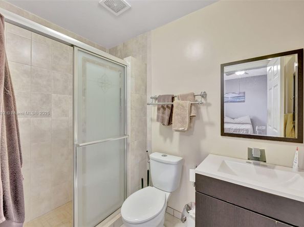 216 NE 36th Ter, Homestead FL 33033