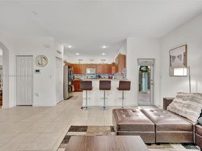 216 NE 36th Ter, Homestead FL 33033