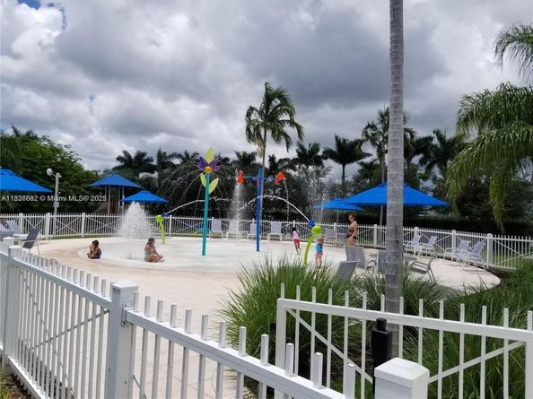 216 NE 36th Ter, Homestead FL 33033