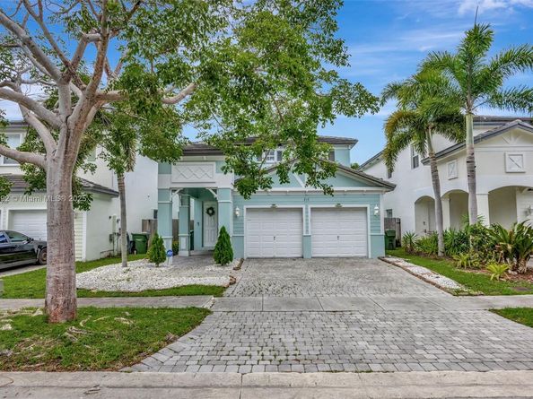 216 NE 36th Ter, Homestead FL 33033