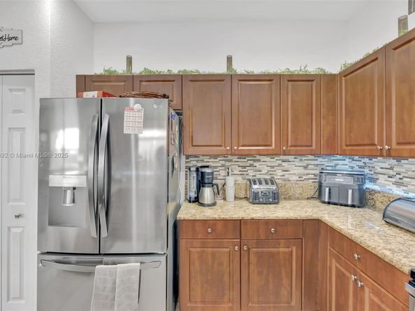 216 NE 36th Ter, Homestead FL 33033