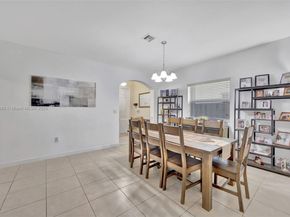216 NE 36th Ter, Homestead FL 33033