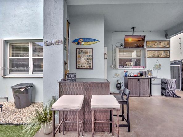 216 NE 36th Ter, Homestead FL 33033