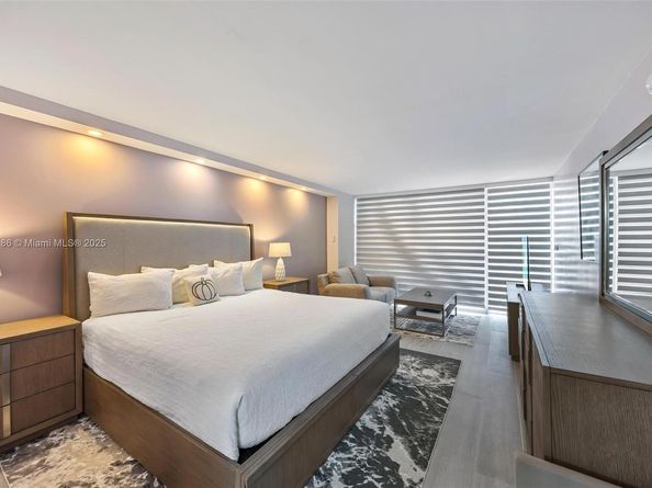 600 Parkview Dr 815, Hallandale Beach FL 33009