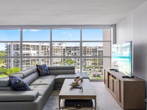 600 Parkview Dr 815, Hallandale Beach FL 33009