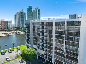 600 Parkview Dr 815, Hallandale Beach FL 33009
