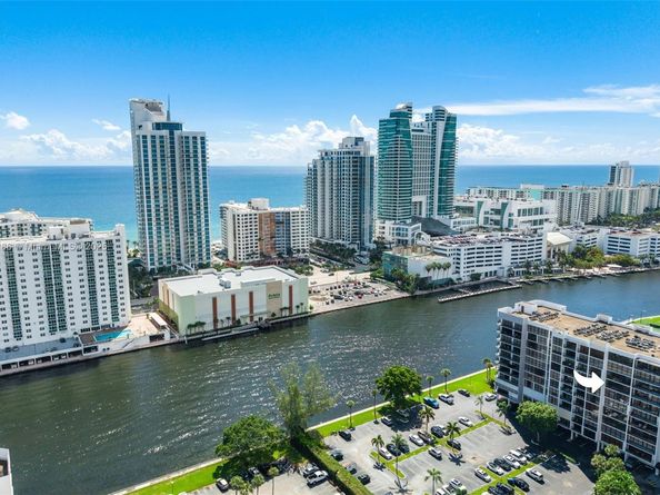 600 Parkview Dr 815, Hallandale Beach FL 33009