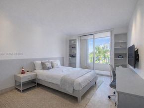 703 Crandon Blvd PH3, Key Biscayne FL 33149