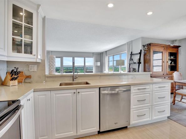 10777 W Sample Rd 912, Coral Springs FL 33065