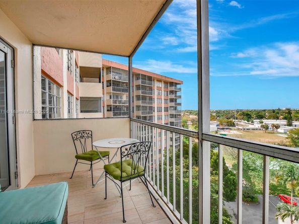 10777 W Sample Rd 912, Coral Springs FL 33065