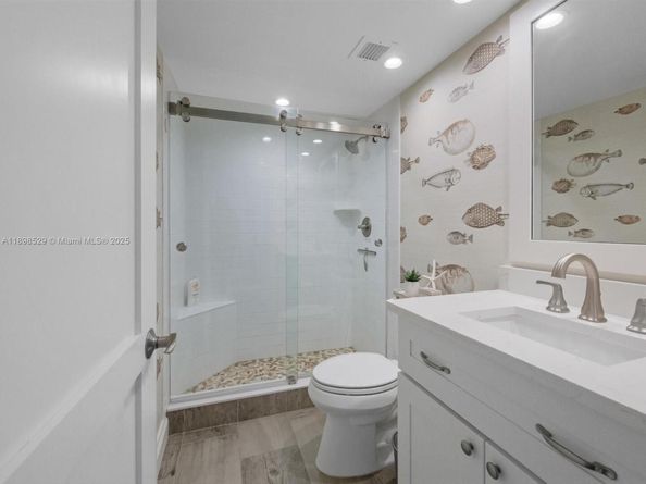 136 Lakeshore Dr PH13, North Palm Beach FL 33408