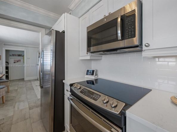 136 Lakeshore Dr PH13, North Palm Beach FL 33408