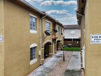 8100 W 28th Ct