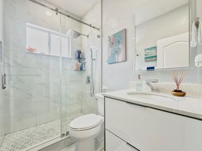 8100 W 28th Ct 210, Hialeah FL 33018