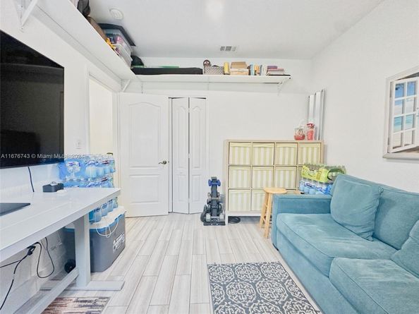 8100 W 28th Ct 210, Hialeah FL 33018