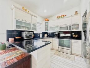8100 W 28th Ct 210, Hialeah FL 33018