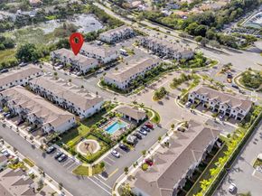 274 SW 159th Pl, Pembroke Pines FL 33027