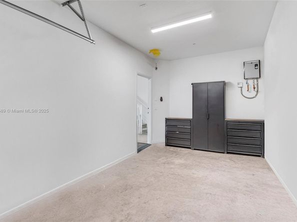 274 SW 159th Pl, Pembroke Pines FL 33027