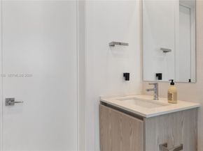 3047 Elizabeth St 3047, Miami FL 33133