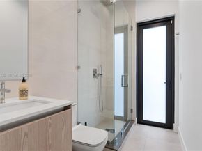 3047 Elizabeth St 3047, Miami FL 33133