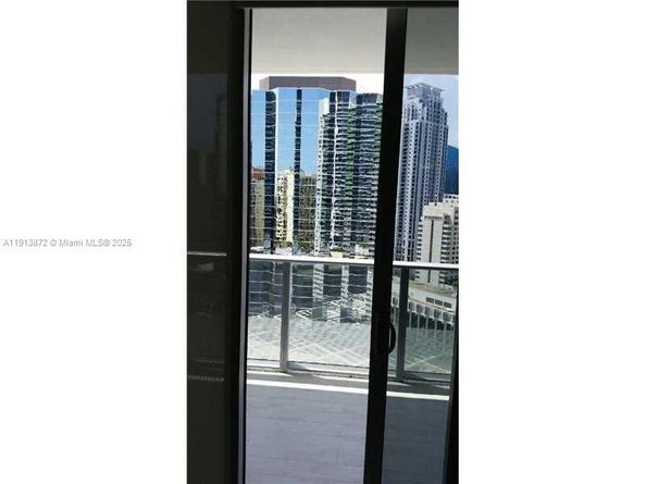 1300 Brickell Bay Dr 2400, Miami FL 33131