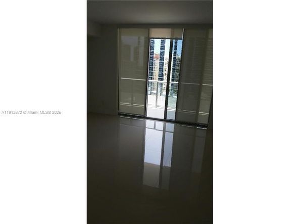 1300 Brickell Bay Dr 2400, Miami FL 33131