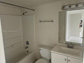 523 SW 1st Ct, Boynton Beach FL 33435