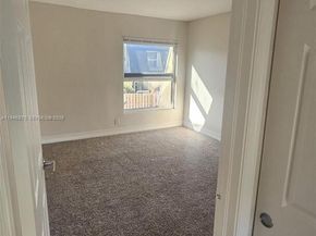 523 SW 1st Ct, Boynton Beach FL 33435