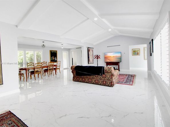 1110 Wallace St, Coral Gables FL 33134