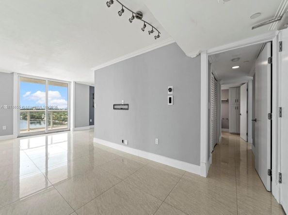 5900 Collins Ave 1201, Miami Beach FL 33140