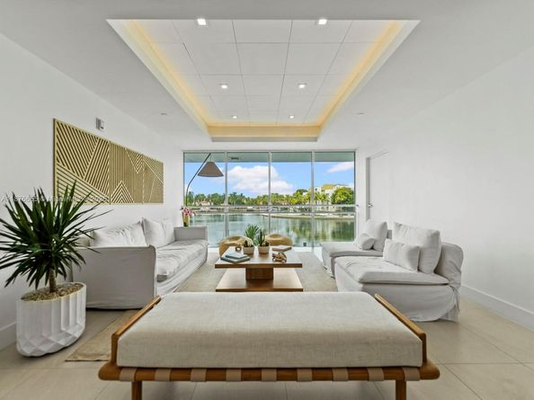 5900 Collins Ave 1201, Miami Beach FL 33140
