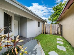 620 Laurel Way, North Lauderdale FL 33068