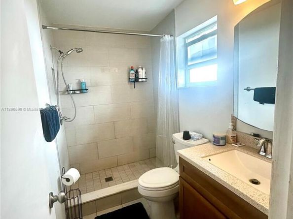 1824 Monroe St 4, Hollywood FL 33020